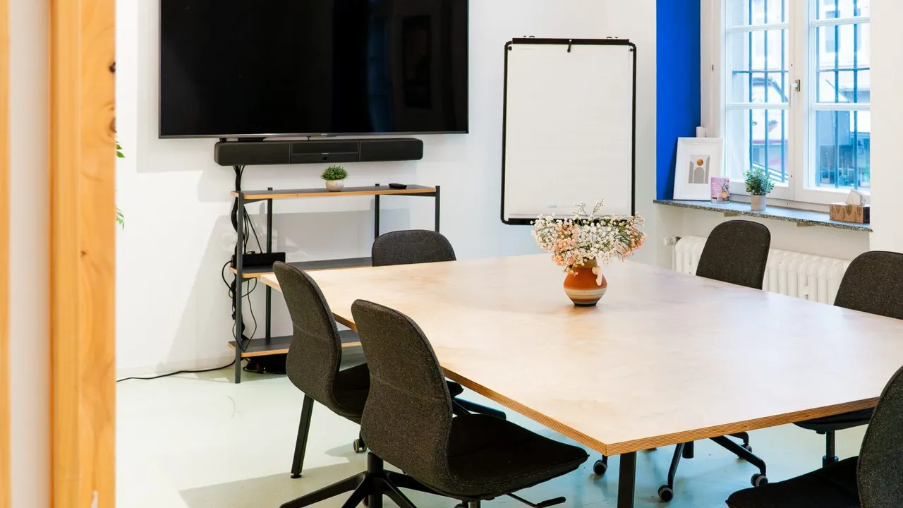 Meetingraum „Studio“ im StartRaum Göttingen, Friedrichstraße 3-4 — Besprechungsraum am Standort von Hasse Consulting